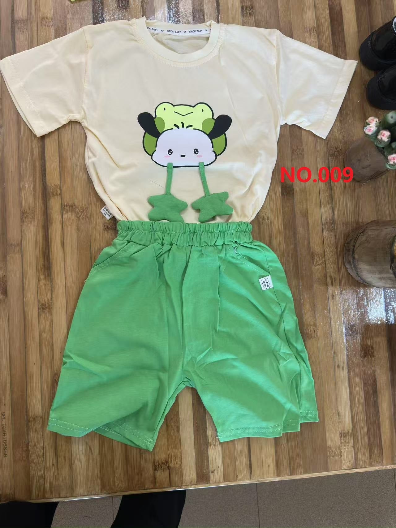 Hot selling high quality children's T-shirt short-sleeved suit small suit